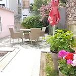 Ella Apartamento