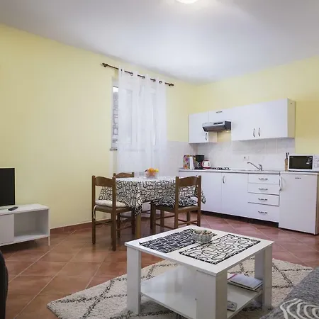 Ella Apartment