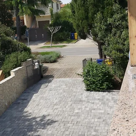 Ella Апартаменты *
